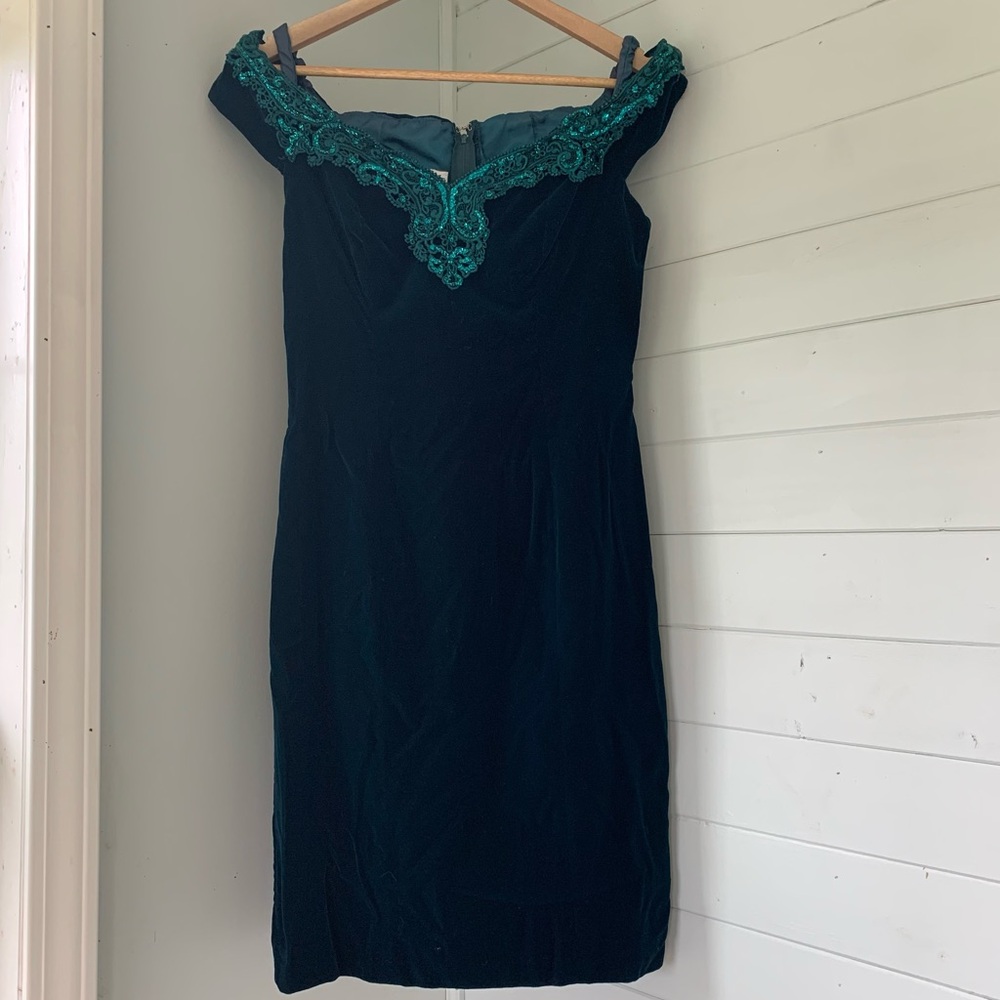 VTG ZUM ZUM Green Velvet Mini Dress Sequin 80s 90s Off Shoulder Formal Cocktail